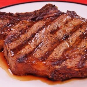 ستيك لحم بقري مشوي